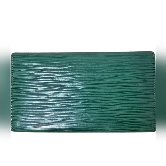 Louis Vuitton GUC authentic porte tresor international minor scratches interior - Picture 2 of 6